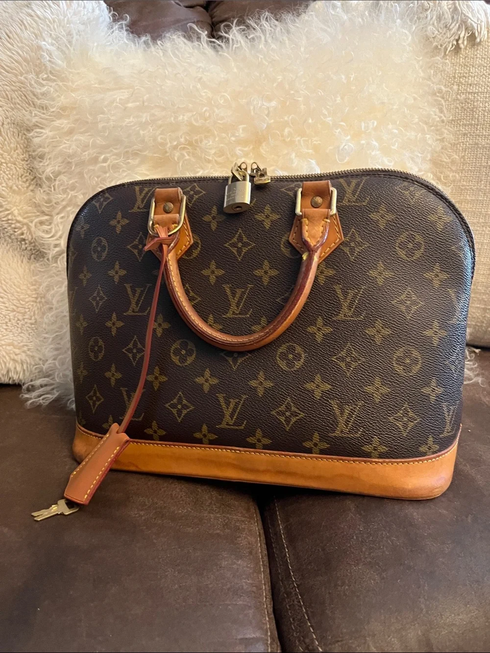 Louis Vuitton Alma PM Monogram Canvas Top Handle Bag Satchel Vintage